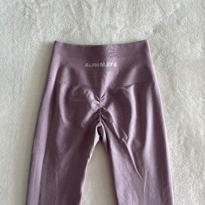 Alphalete amplify leggings in viola
